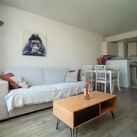 Appartement Avec Parking Paris La Defense Apartment